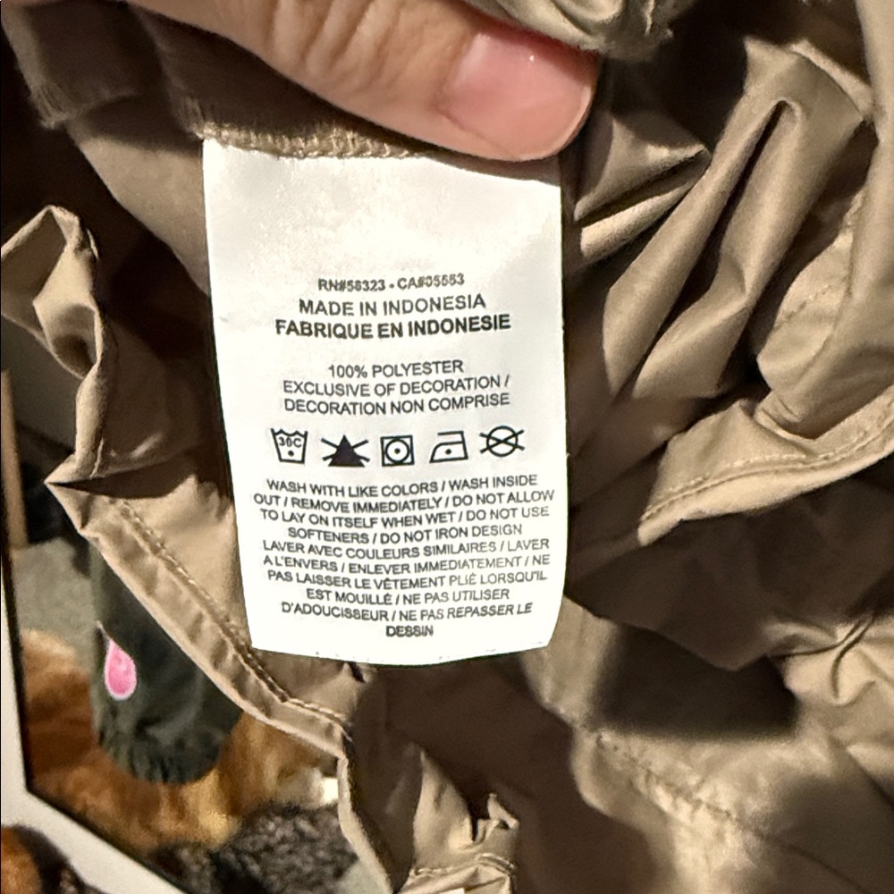 Nike Black, Olive & Tan Colorblock Pullover Anorak - Picture 6 of 7